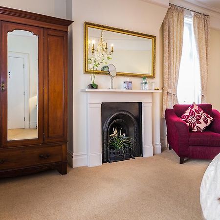 Villiers LodgeSurbiton エクステリア 写真