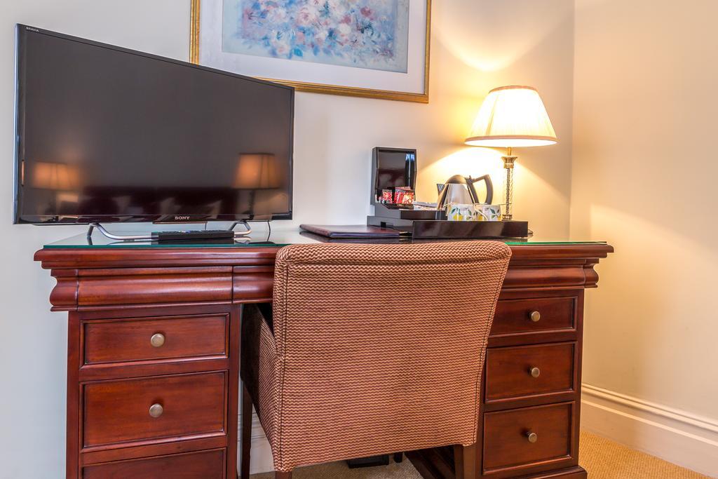 Villiers LodgeSurbiton エクステリア 写真