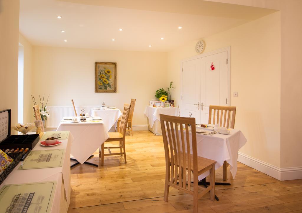 Villiers LodgeSurbiton エクステリア 写真